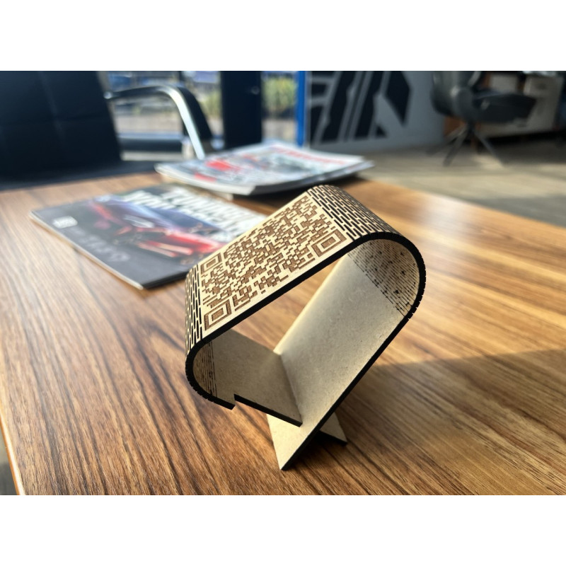 Holzständer mit QR-Code | Lasergravur | Für Café, Büro, Salon oder Geschäft (Holz Natur)