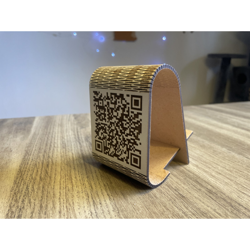 Holztelefonständer mit individueller Gravur | Für Café, Büro, Salon oder Geschäft (Weiß)